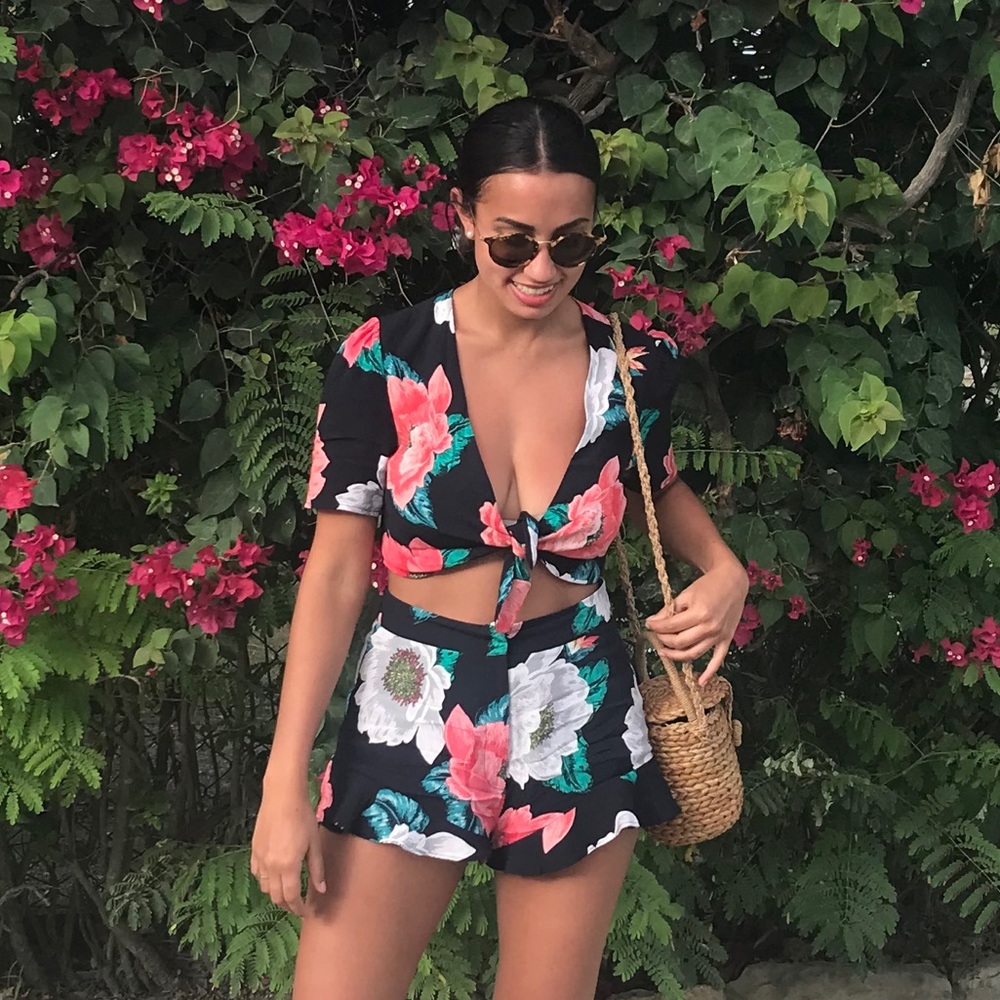 Zara matching two piece floral ruffle shorts set